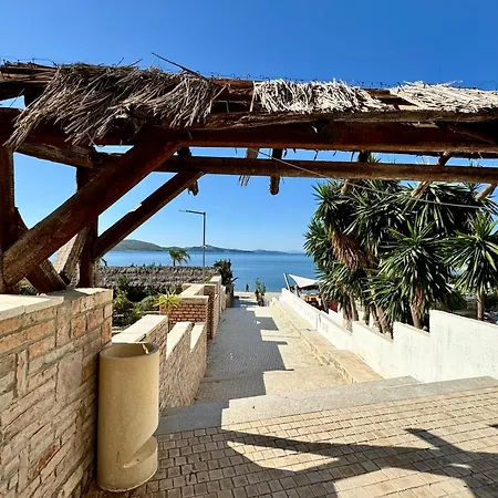 Red Infinity Seaview