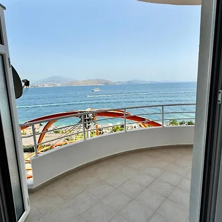 Red Infinity Seaview Apartment