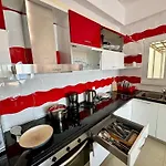 Red Infinity Seaview شقة *