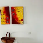 Red Infinity Seaview ساراندا