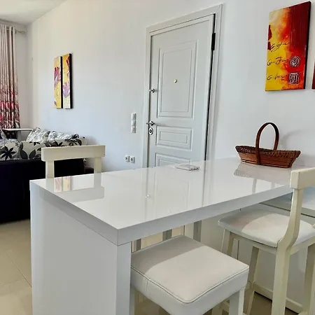 Red Infinity Seaview Sarande